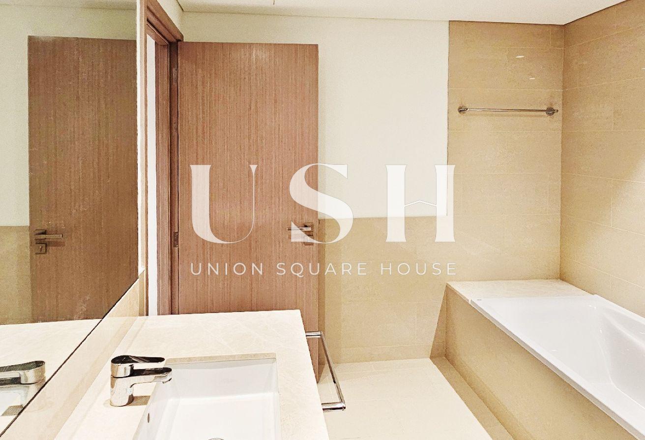 Fully Furnished 1BR | Elegant Downtown Living photo 14