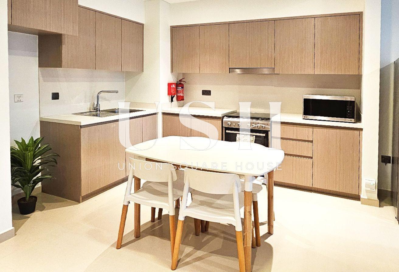 Fully Furnished 1BR | Elegant Downtown Living photo 9