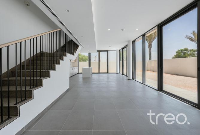 107746019 - Property Image 3