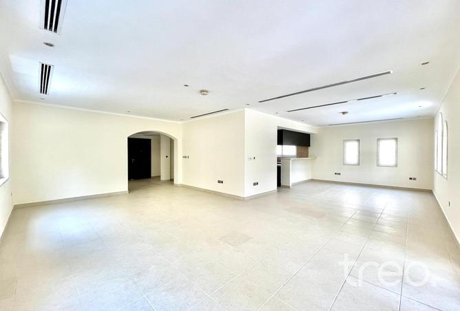87889735 - Property Image 3