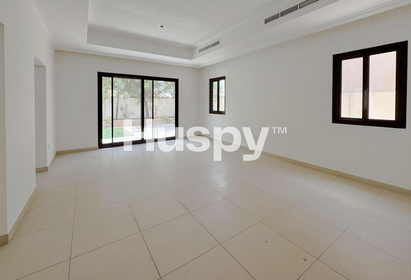 Vacant Now | Type 2 | Close to Pool photo 3