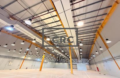 Warehouse - Studio - 2 Bathrooms for rent in Mussafah - Abu Dhabi