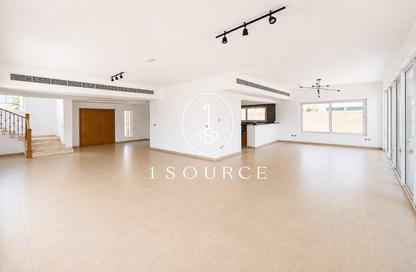 Villa - 4 Bedrooms - 4 Bathrooms for rent in Legacy Nova Villas - District 9 - Jumeirah Park - Dubai