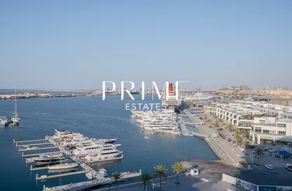Apartment - 3 Bedrooms - 4 Bathrooms for rent in Seagate Building 1 - Seagate - Mina Rashid - Dubai