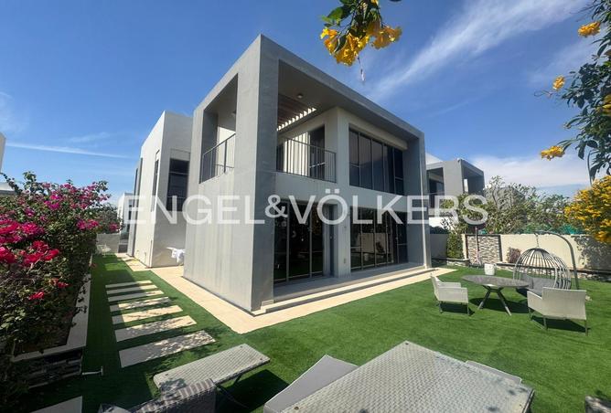 73111724 - Property Main Image