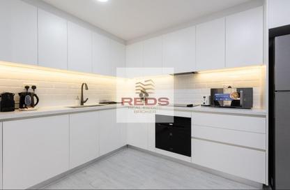 Apartment - 2 Bedrooms - 3 Bathrooms for rent in Rimal 2 - Rimal - Jumeirah Beach Residence - Dubai