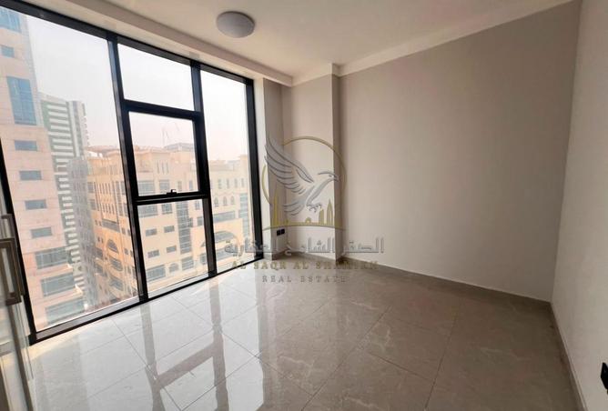 130652847 - Property Image 3