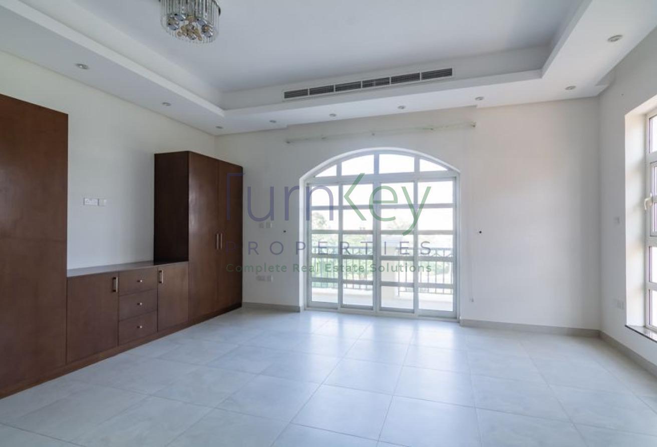 5 Bed| Fully Equipped Kitchen | Landscaped Garden photo 17
