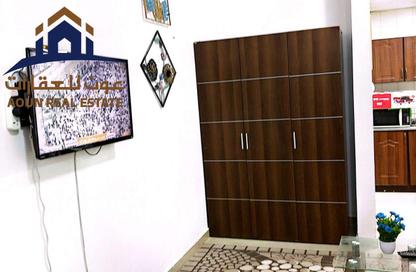 Apartment - Studio - 1 Bathroom for rent in Al Qulaya'ah - Al Sharq - Sharjah