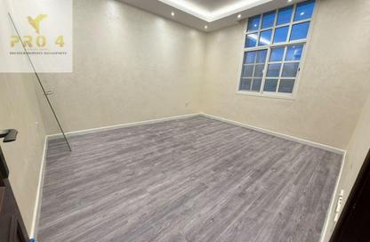 Apartment - 1 - 1 for rent in Al Mushrif - Abu Dhabi