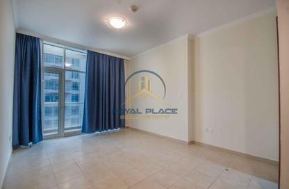 Apartment - 1 Bedroom - 2 Bathrooms for rent in Burj Al Nujoom - Downtown Dubai - Dubai