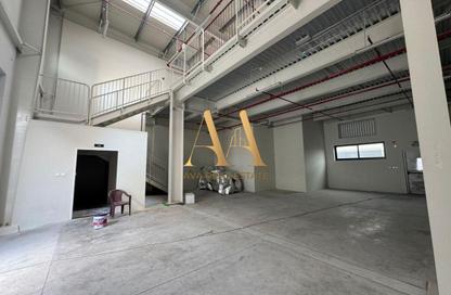 Warehouse - Studio - 1 Bathroom for rent in Al Qusais Industrial Area 3 - Al Qusais Industrial Area - Al Qusais - Dubai