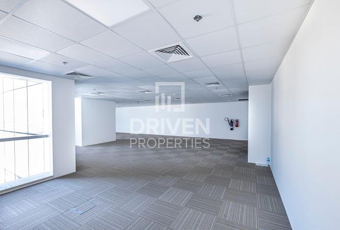 77792007 - Property Image 3