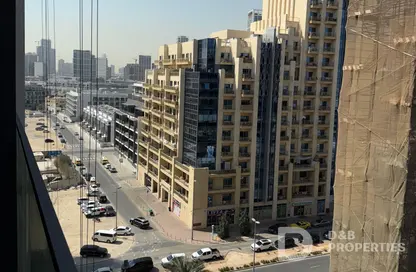 شقة - غرفة نوم - 1 حمام للايجار في مساكن الارتفاع - منطقة 16 - قرية جميرا الدائرية - دبي