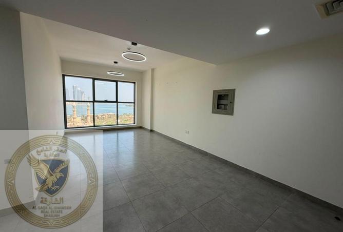 121542367 - Property Image 3