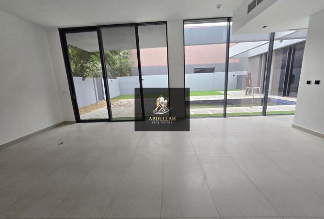 70670739 - صورة العقار 2