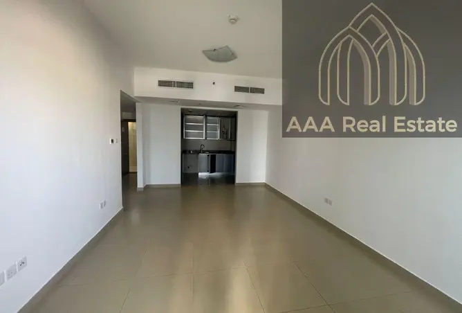 83212136 - Property Image 3
