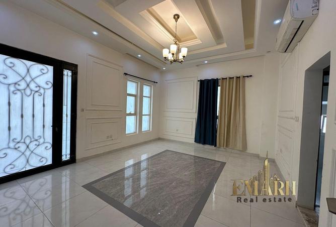 111867990 - Property Image 3