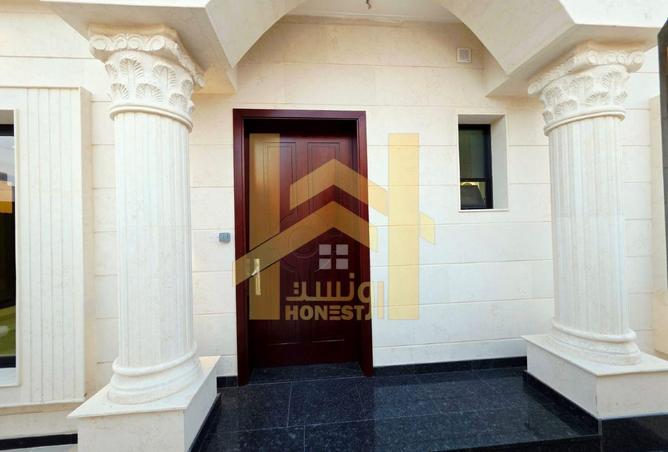 72311082 - Property Image 3