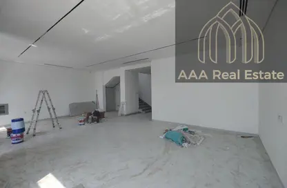 فيلا - 4 غرف نوم - 5 حمامات للايجار في العوير 1 - العوير - دبي