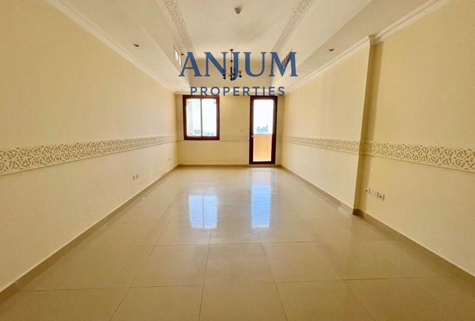 97403983 - Property Image 2