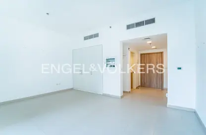 Apartment - 1 Bathroom for sale in UNA Apartments - Town Square - Dubai Apartment - 1 Bathroom for sale in UNA Apartments - Town Square - Dubai