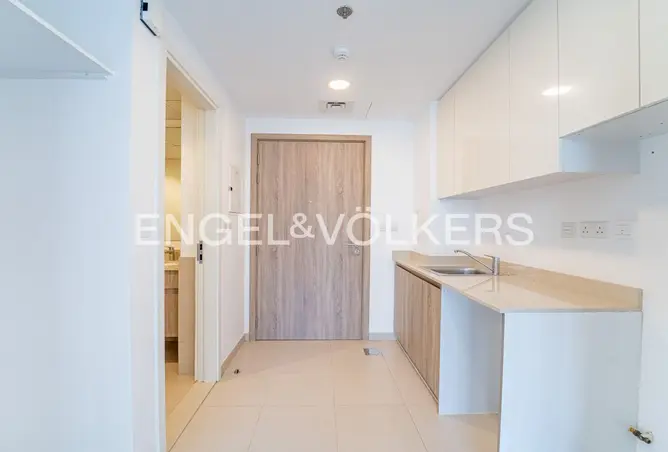 152353930 - Property Image 3