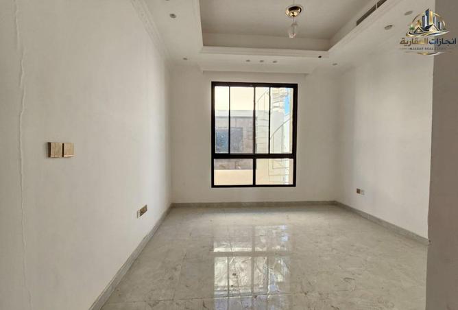 104254842 - Property Image 3
