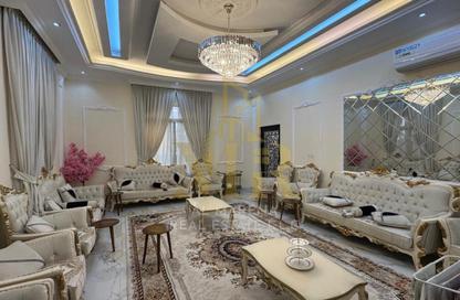 Villa - 5 Bedrooms - 7 Bathrooms for sale in Al Mowaihat 1 - Al Mowaihat - Ajman