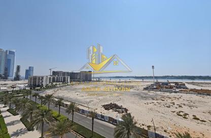 Apartment - 3 Bedrooms - 4 Bathrooms for rent in Al Noor Tower - Al Majaz 3 - Al Majaz - Sharjah