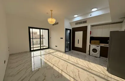 شقة - 1 حمام للبيع في أوليفز ريزيدينس - المدينة العالمية - دبي