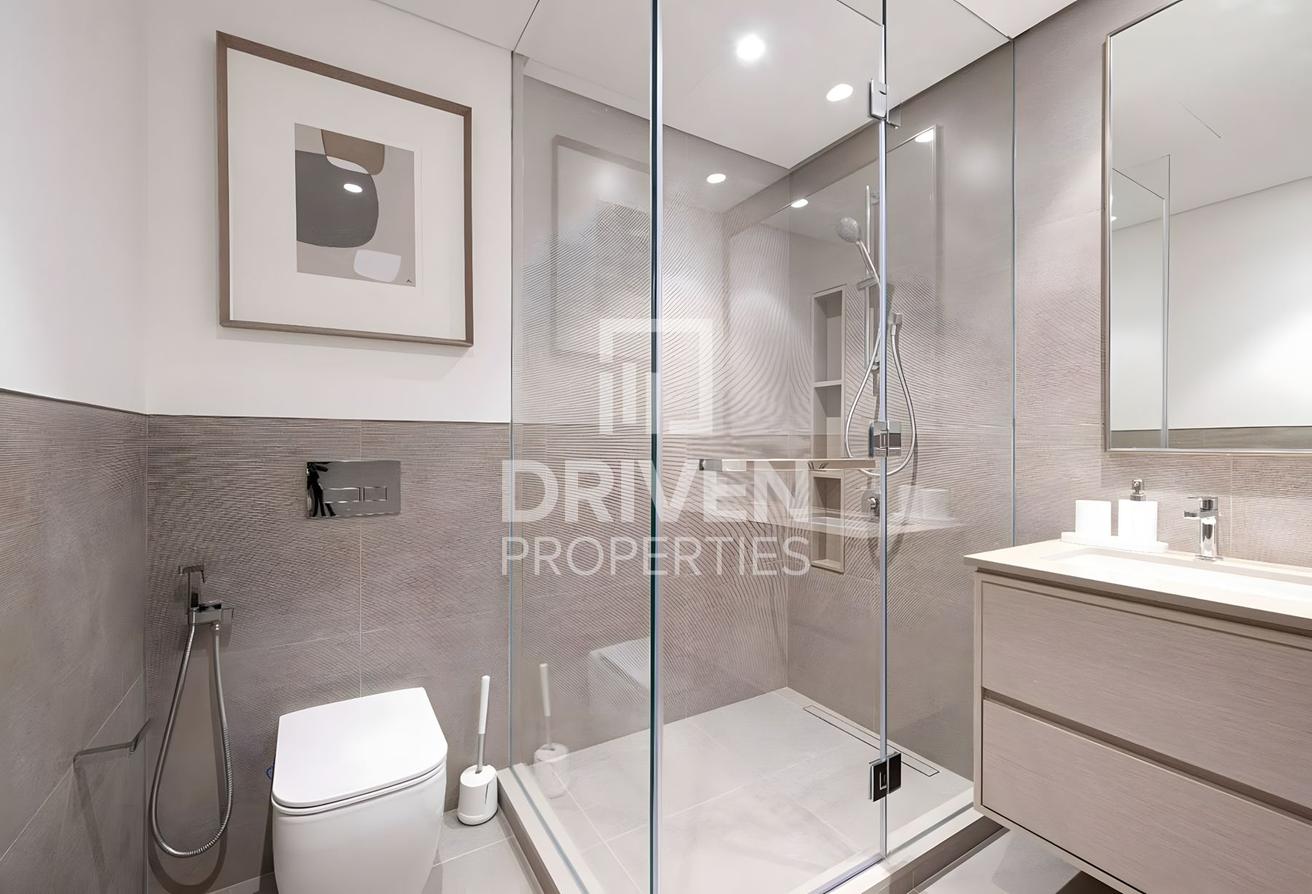 High Floor | Luxury Living | Vacant | Chiller Free photo 10