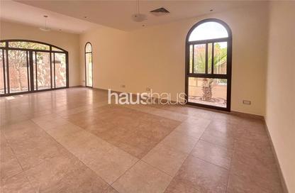 Villa - 4 Bedrooms - 5 Bathrooms for rent in Naseem - Mudon - Dubai Villa - 4 Bedrooms - 5 Bathrooms for rent in Naseem - Mudon - Dubai