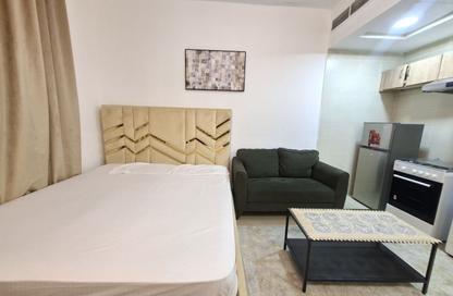 Apartment - Studio - 1 Bathroom for rent in Safia Tower - Al Majaz 3 - Al Majaz - Sharjah Apartment - Studio - 1 Bathroom for rent in Safia Tower - Al Majaz 3 - Al Majaz - Sharjah