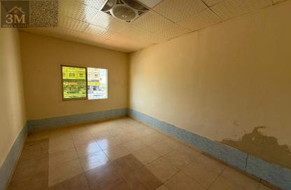 Apartment - Studio - 1 Bathroom for rent in Al Mowaihat 3 - Al Mowaihat - Ajman
