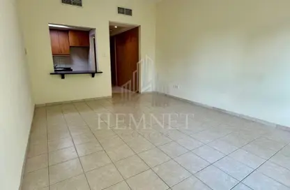 شقة - 1 حمام للايجار في مبنى 132 - طراز حديث - ديسكفري جاردنز - دبي