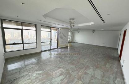 Apartment - 3 - 4 for rent in Al Majaz 3 - Al Majaz - Sharjah Apartment - 3 - 4 for rent in Al Majaz 3 - Al Majaz - Sharjah
