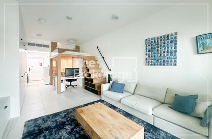 Apartment - Studio - 1 Bathroom for rent in Palm Views East - Palm Views - Palm Jumeirah - Dubai