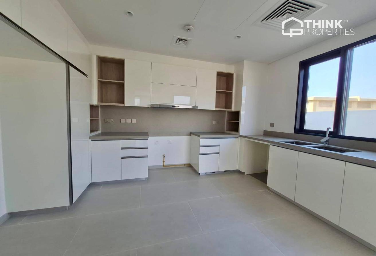 Vacant | 4 Beds + Maid | Close to Amenities photo 7