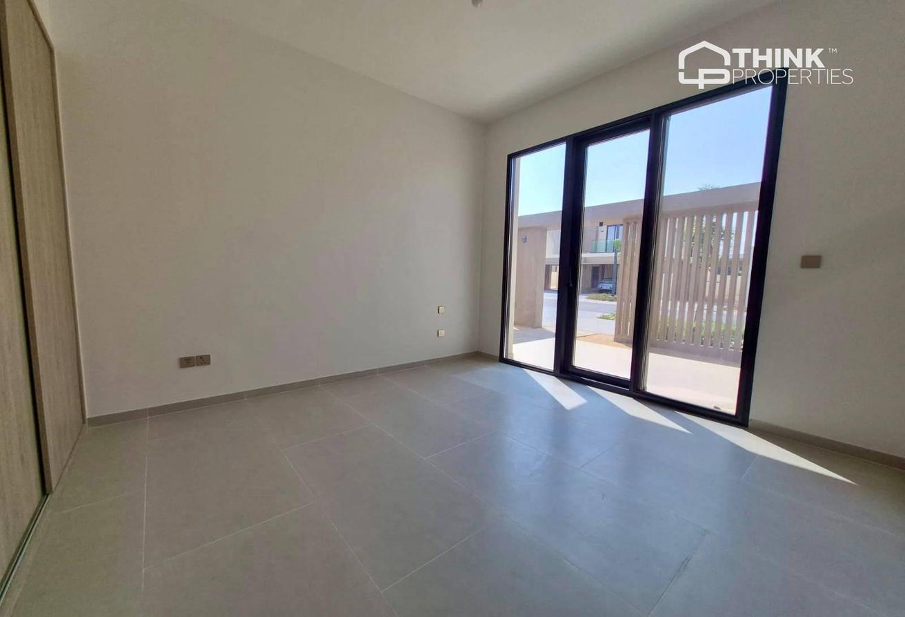 Vacant | 4 Beds + Maid | Close to Amenities photo 6