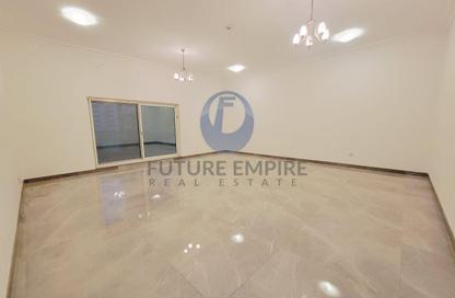 Apartment - 2 Bedrooms - 4 Bathrooms for rent in Oud Metha - Bur Dubai - Dubai