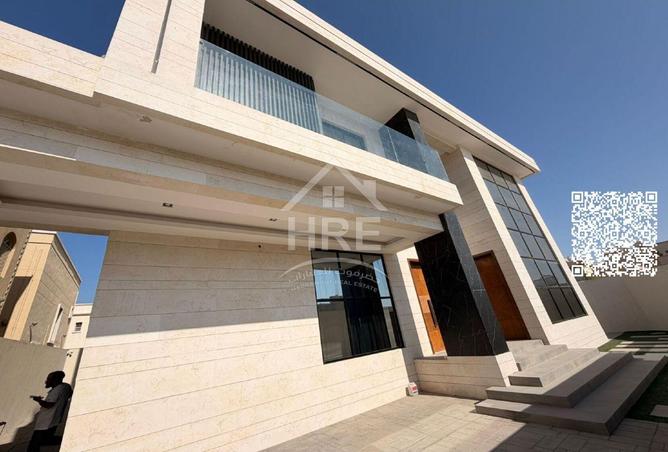 61698341 - Property Image 2