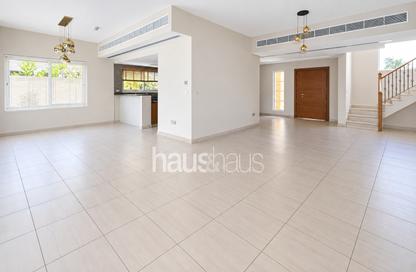 Villa - 4 - 4 for rent in Legacy Nova Villas - District 9 - Jumeirah Park - Dubai