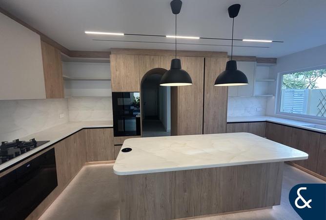 96931402 - Property Image 3