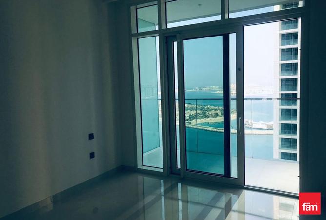 Waterfront Living | Fully Furnished | Sea View photo 3