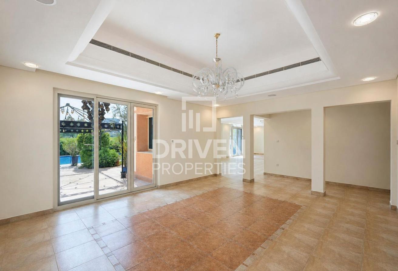 Exceptional Villa | Platinum Maintenance | Pool photo 5