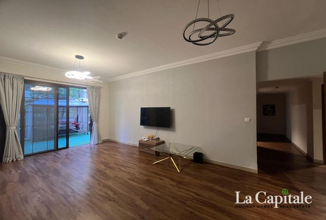 67067229 - Property Image 3