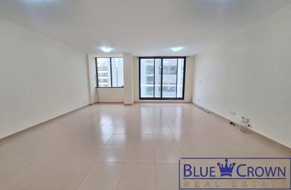 Apartment - Studio - 1 Bathroom for rent in Golden Sands 6 - Al Mankhool - Bur Dubai - Dubai Apartment - Studio - 1 Bathroom for rent in Golden Sands 6 - Al Mankhool - Bur Dubai - Dubai