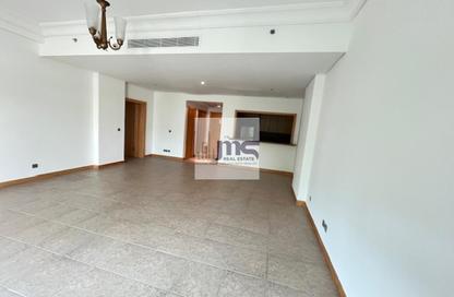 Apartment - 1 Bedroom - 2 Bathrooms for rent in Jash Hamad - Shoreline Apartments - Palm Jumeirah - Dubai