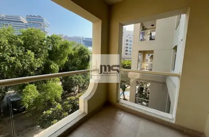 Apartment - 1 Bedroom - 2 Bathrooms for rent in Jash Hamad - Shoreline Apartments - Palm Jumeirah - Dubai